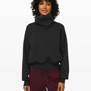COPY - Lululemon black Full flourish pullover